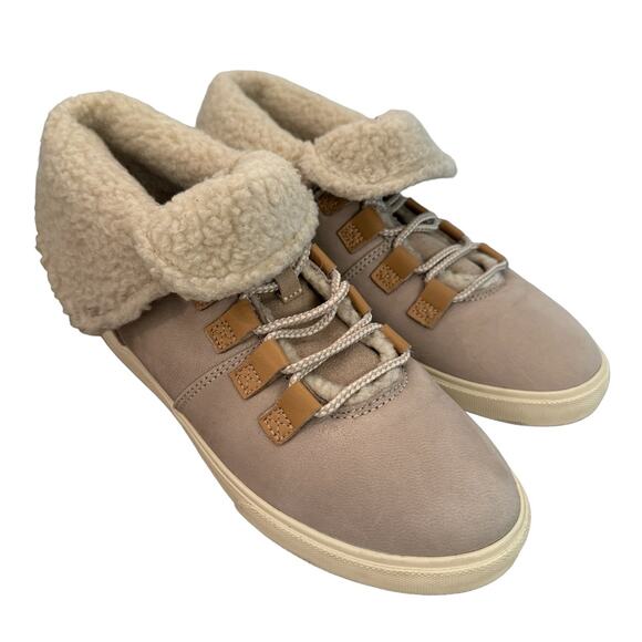 Timberland Gray Suede Dausette Cream Fleece Fold Down Boots Booties 6 cabincore - Picture 2 of 14